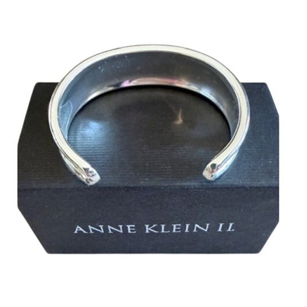 Anne Klein II Silver Tone Mesh Cuff Bracelet Hinged Open Bangle NIB - Picture 3 of 4
